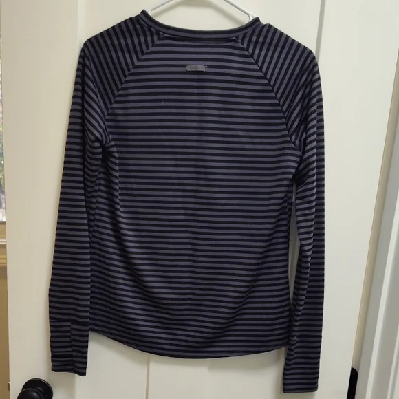 Oiselle Big Stripe base layer raglan running top long sleeve sz M - Picture 2 of 3